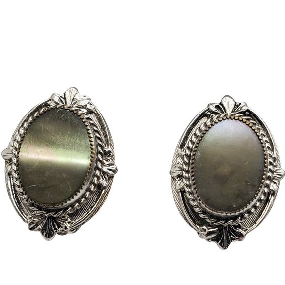 Whiting Davis Mother of Pearl Clip Earrings Silver Tone Oval Vintage Button MOP - Picture 9 of 10